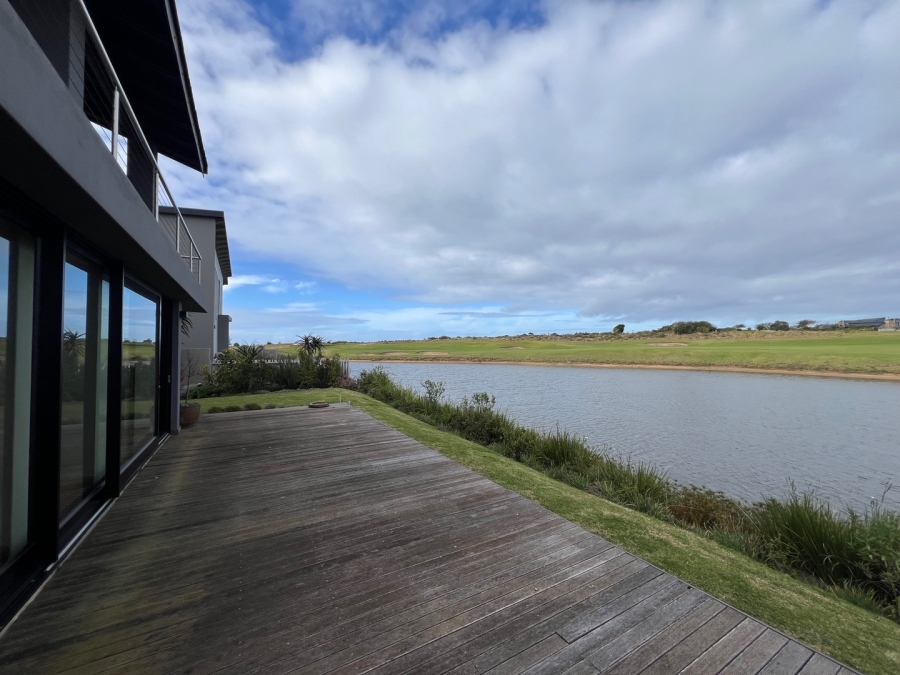 5 Bedroom Property for Sale in Oubaai Western Cape